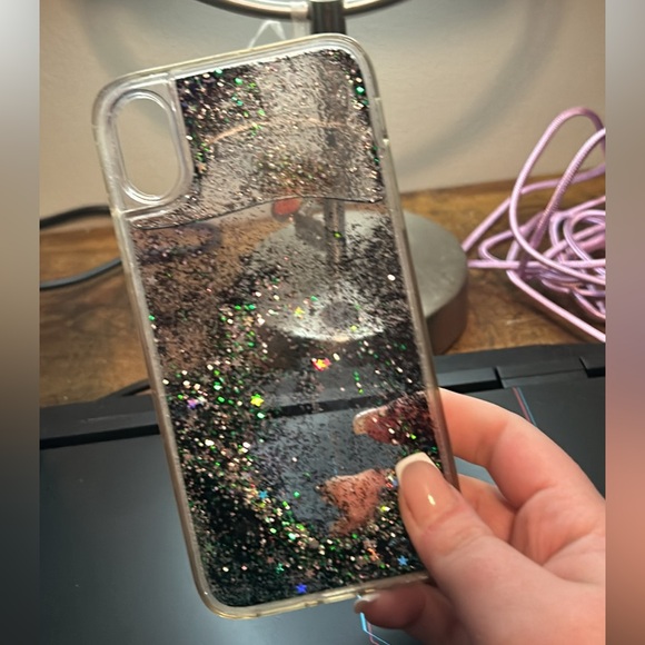 iPhone XR Cases - Picture 3 of 4